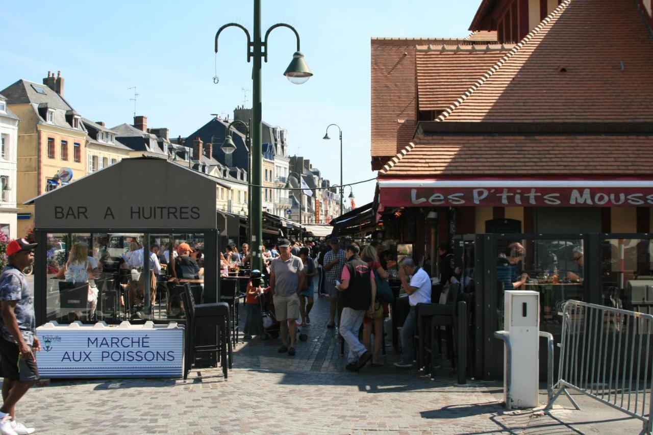 Studio En Plein Coeur De Trouville Exterior foto